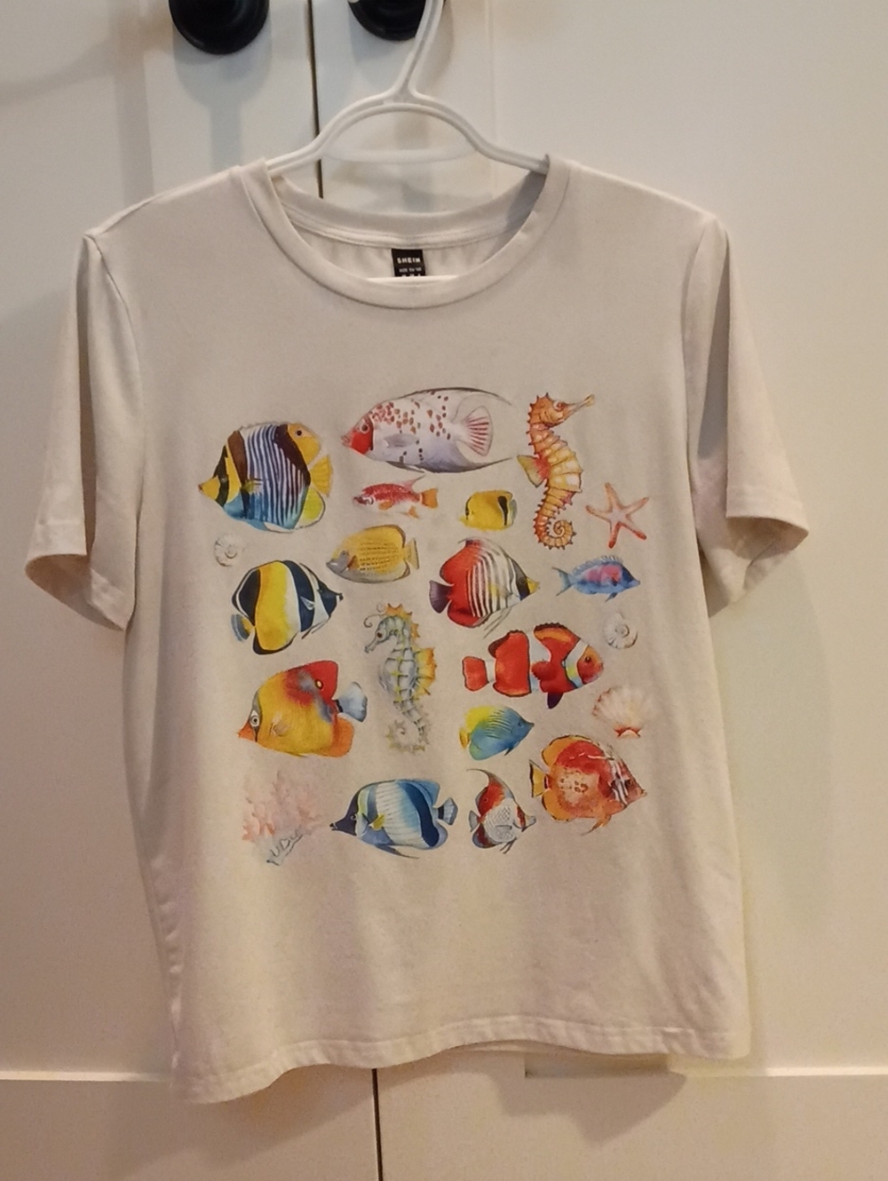 White Fish Graphic Tee 🐠🐟